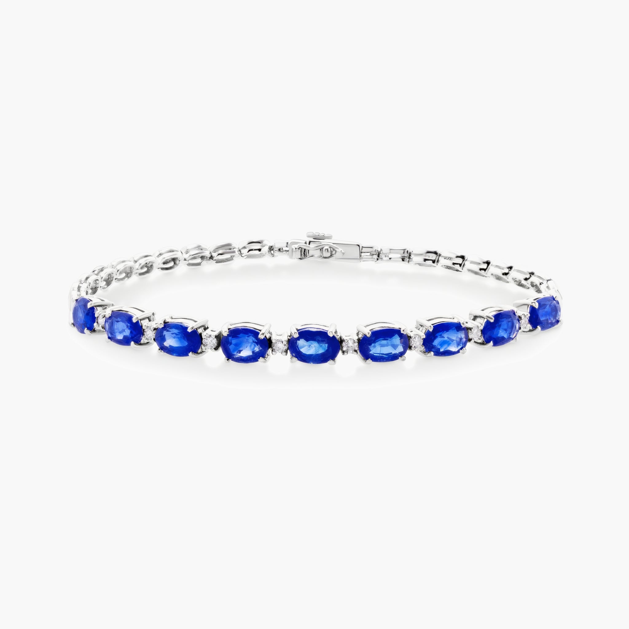 Sapphire and diamond bracelet