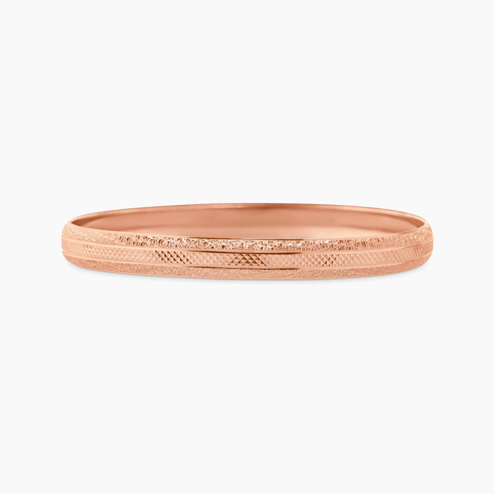 Engraved bangle fancy border