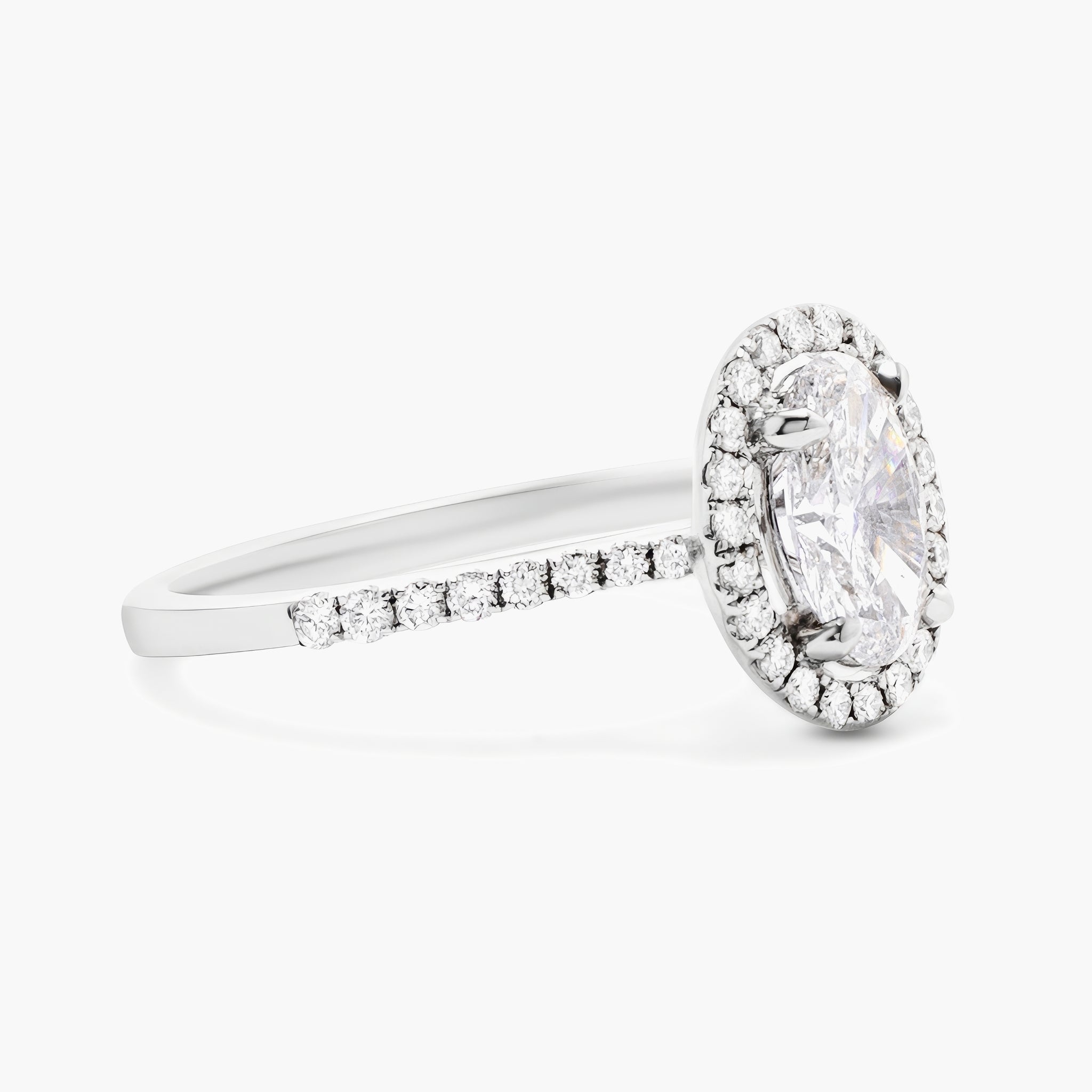 Oval Diamond ring