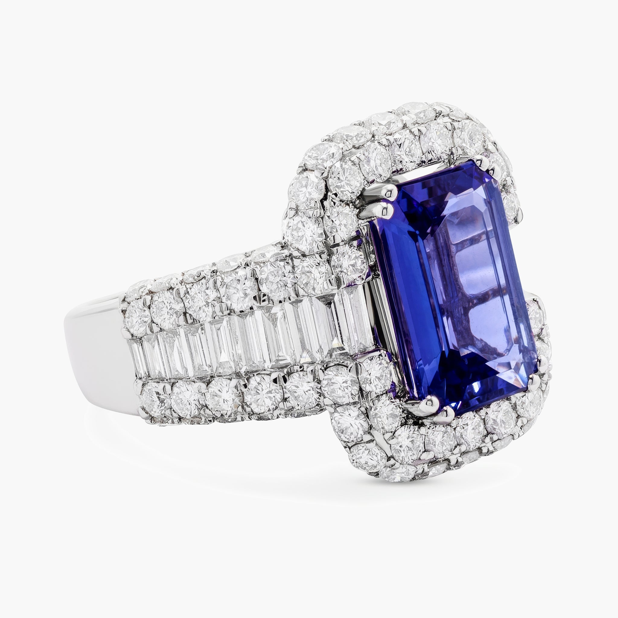 Tanzanite &diamond ring